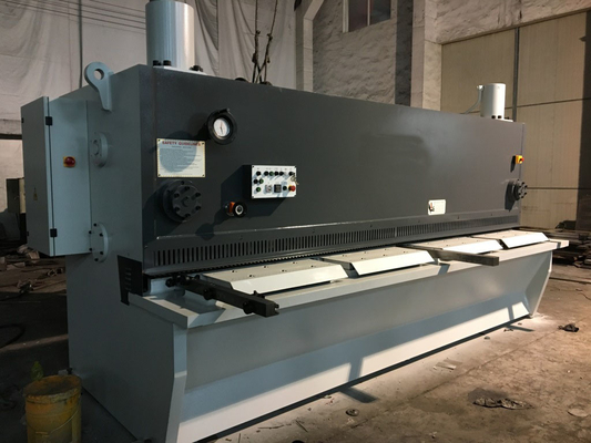 12 मिमी औद्योगिक धातु गिलोटिन बाल काटना मशीन मरम्मत QC12Y-12x2500 3200 4000
