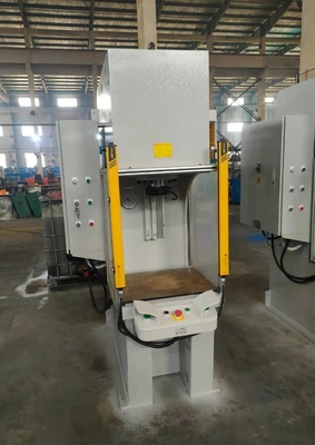 उच्च दबाव हाइड्रोलिक प्रेसिंग उपकरण एल्यूमीनियम 440V के साथ 20.3MPA-25MPA
